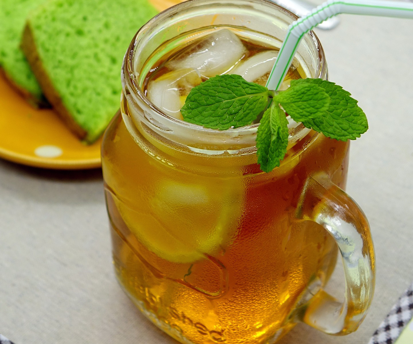 Ice tea brzoskwiniowo-malinowa bez dodatku cukru