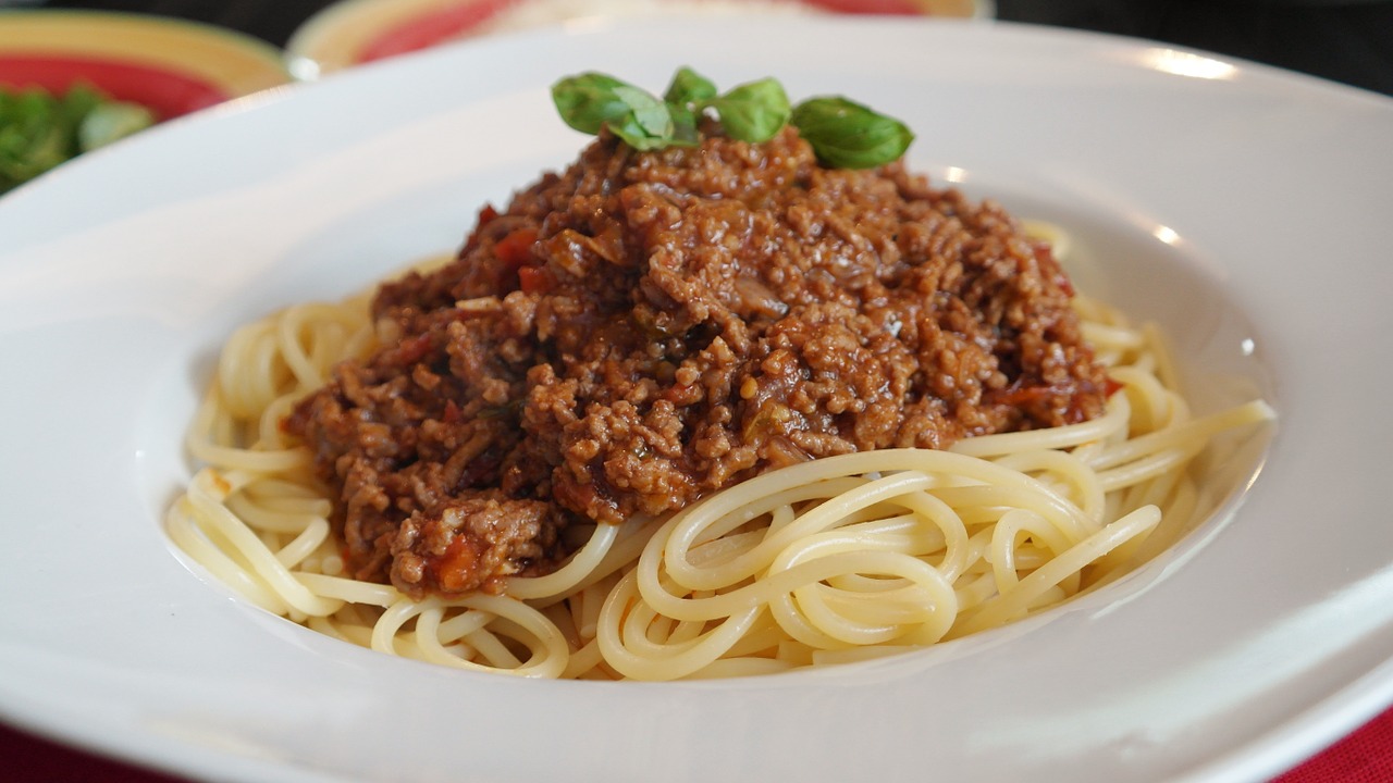 Makaron bolognese